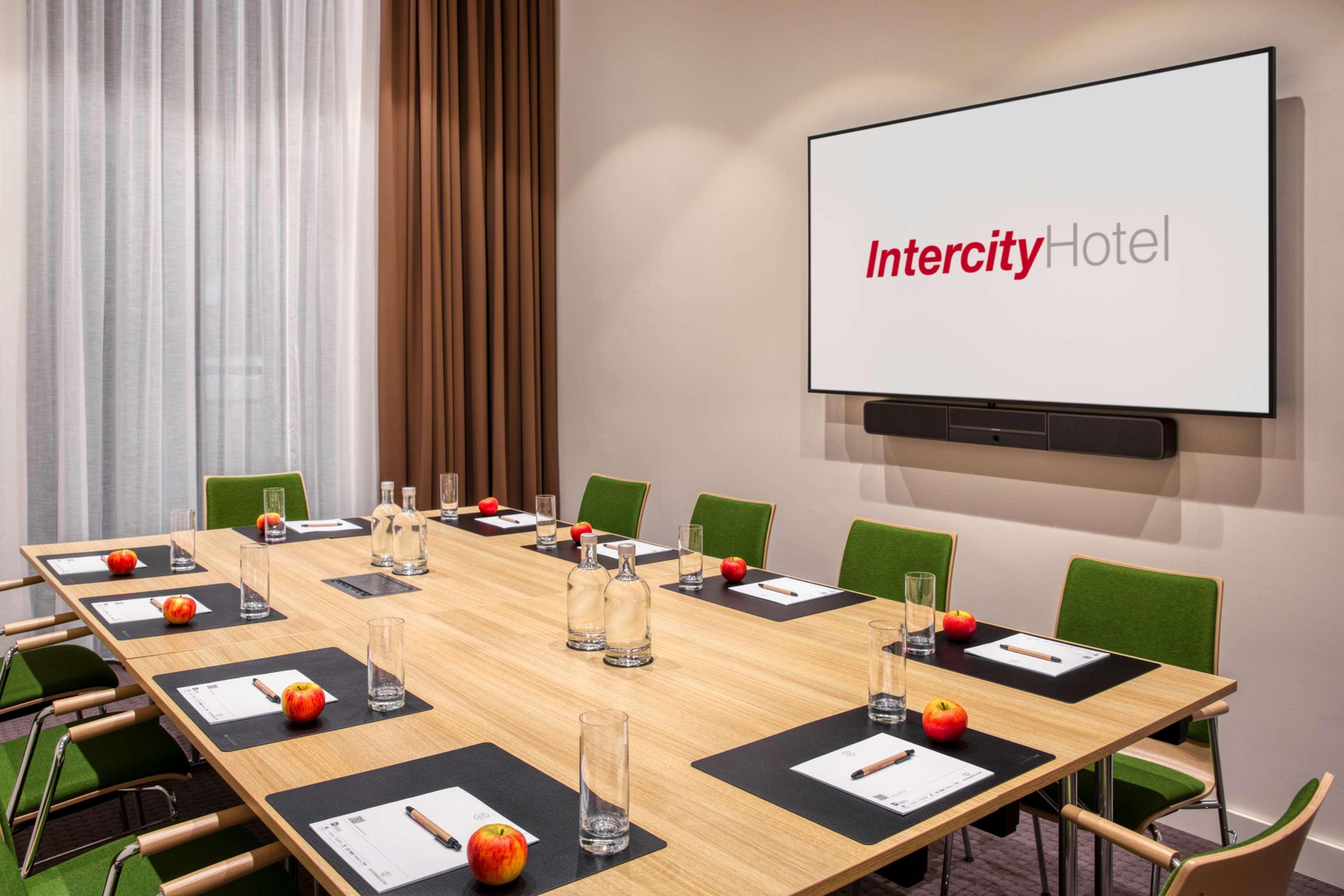 Intercityhotel Wiesbaden Exterior foto