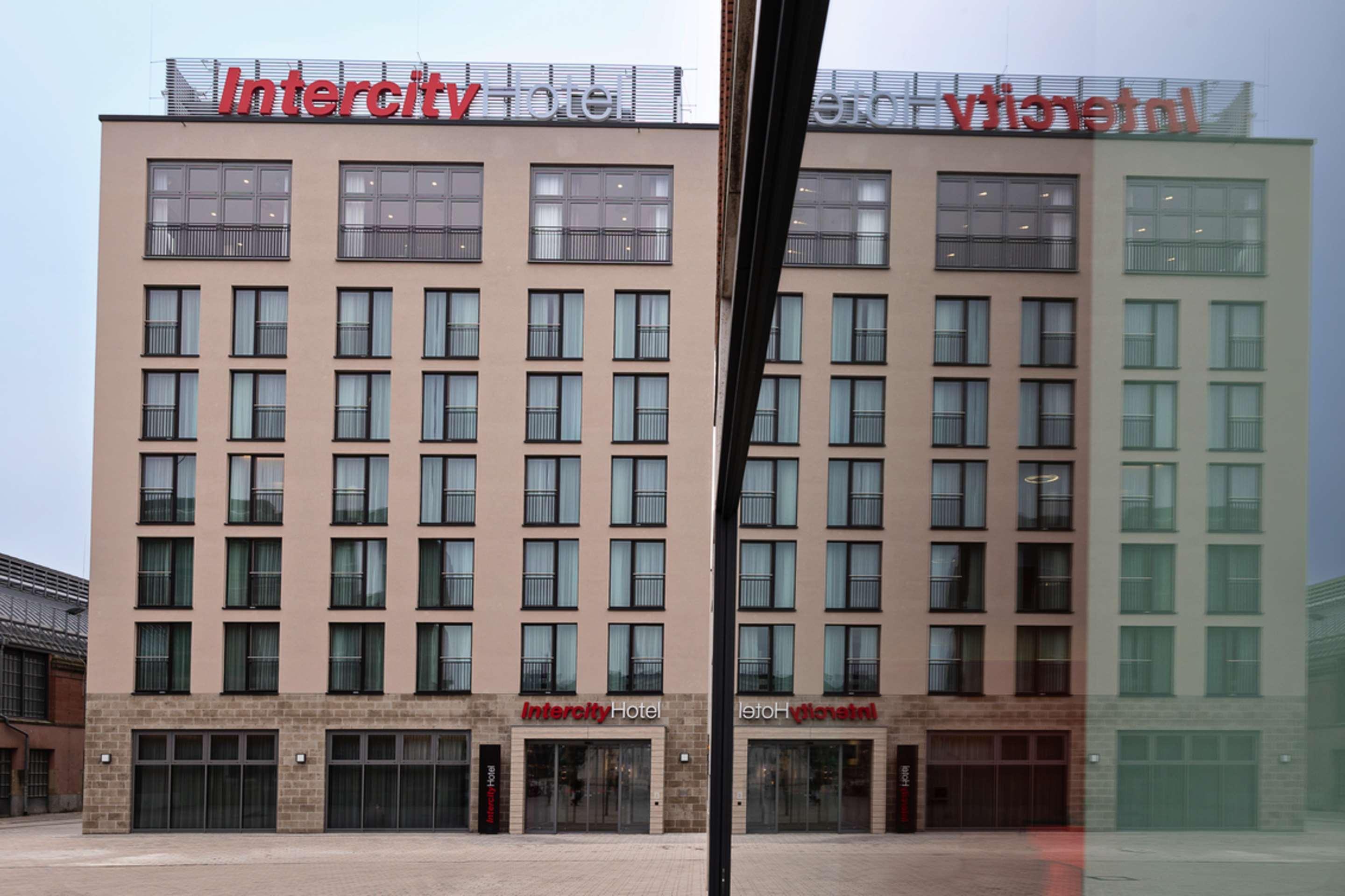 Intercityhotel Wiesbaden Exterior foto